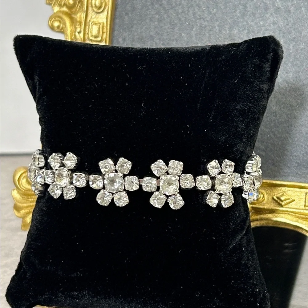 Vintage Kramer Silver Rhinestone Floral Bracelet